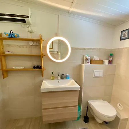 Appartement Maisonnette A Portissol, Plages Et Port A Pieds! Sanary-sur-Mer